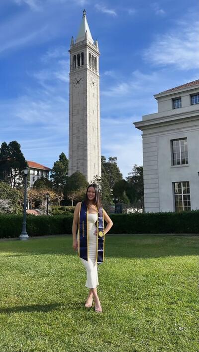 Picture of Yui in front of the Campanile